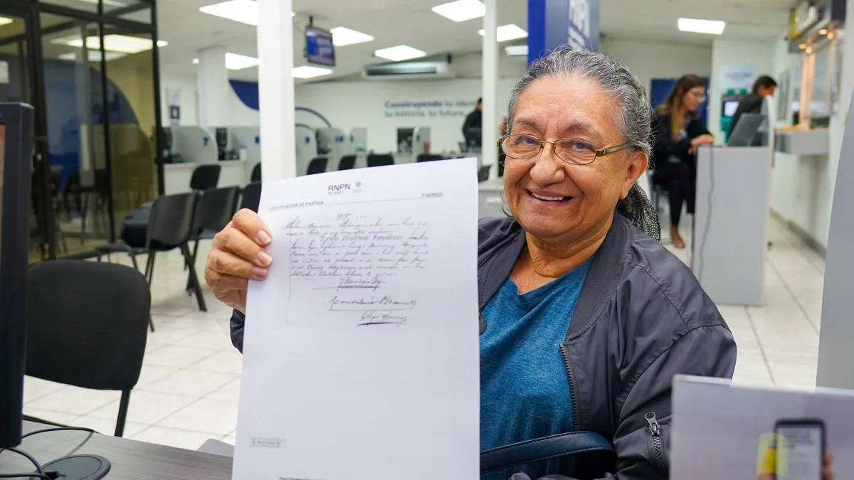 ¿Cuánto cuesta la partida de nacimiento autenticada tras los últimos cambios en El Salvador?