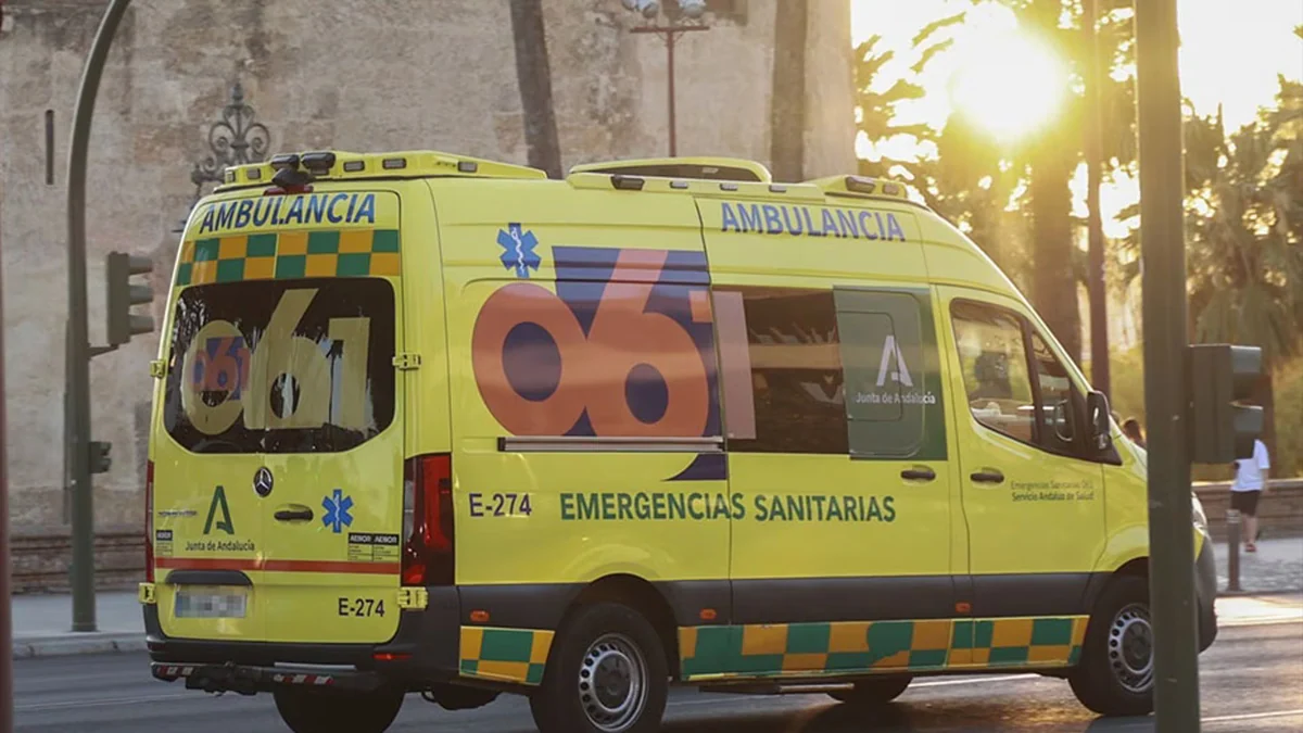 Fallece un hombre de 34 años tras ser atropellado por un autobús urbano en el Polígono San Pablo