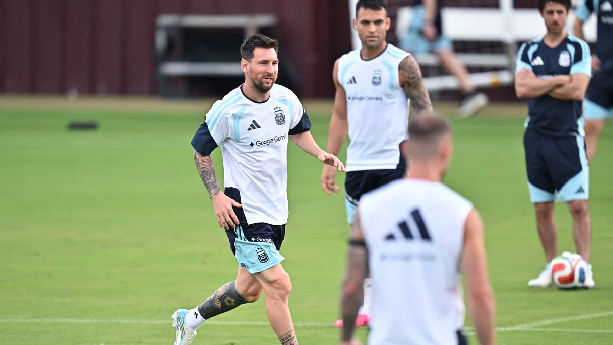 Con alerta de tornado, Argentina se entrenó a seis días del debut en el Mundial: las cuatro dudas de Scaloni para enfrentar a Argelia