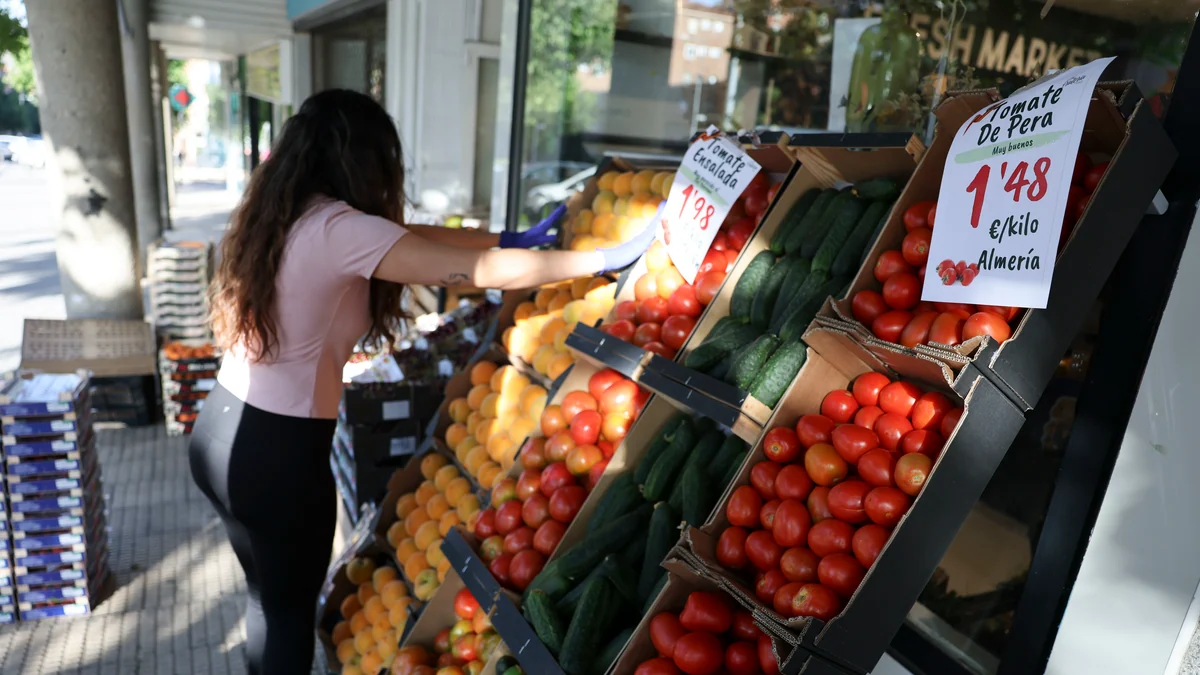 Los precios suben ya más que los sueldos para siete de cada diez trabajadores con convenio