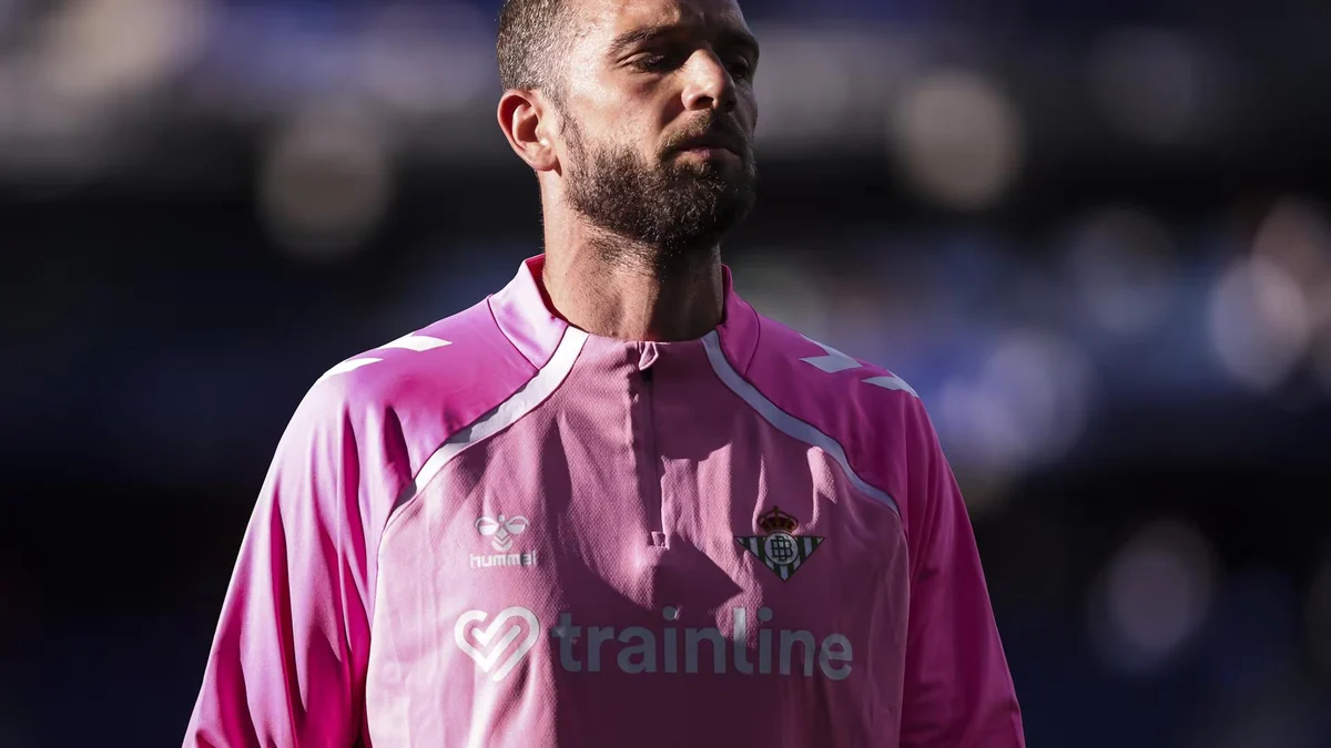 El Real Betis y el portero Pau López llegan a un acuerdo para rescindir su contrato
