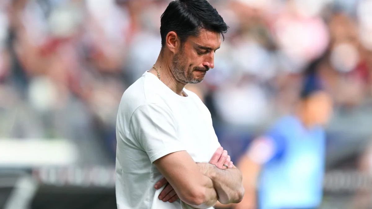 „Nur 20 Prozent von Albert“: Das sagt Trainer Riera zu seinem Eintracht-Aus