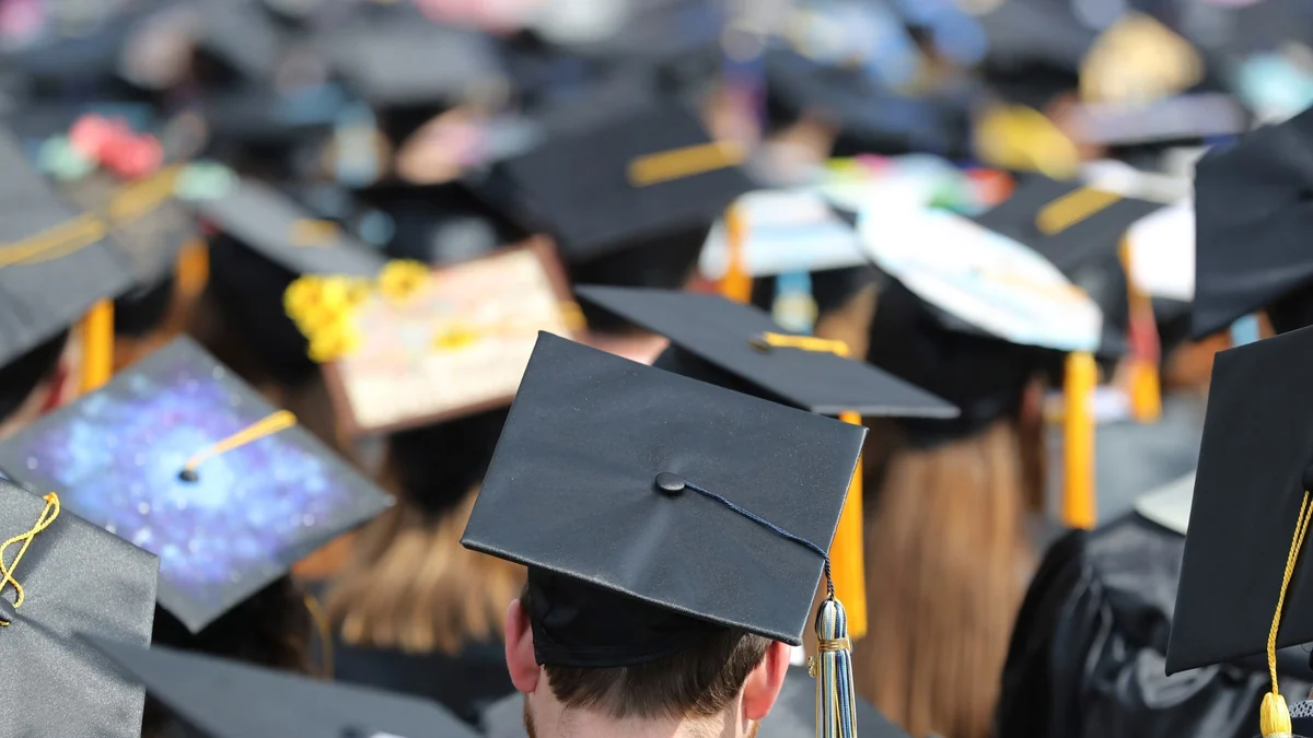 Profeco lanza llamado por las graduaciones: así puedes evitar gastos que afecten la economía familiar