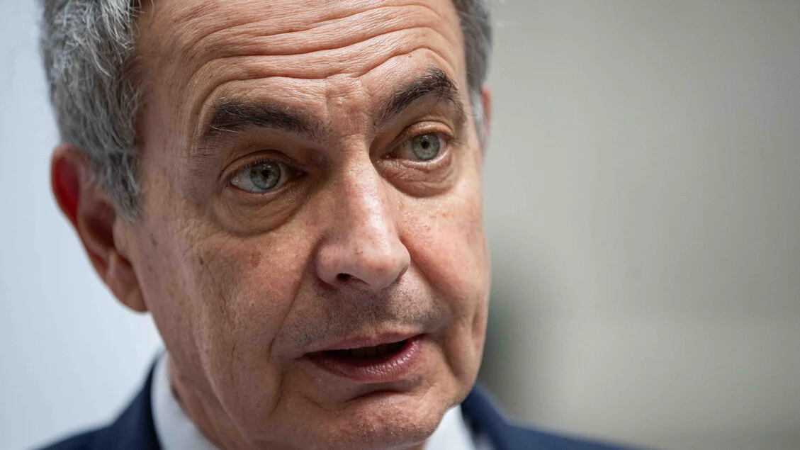 L'ex premier spagnolo Zapatero indagato per il salvataggio di una compagnia aerea