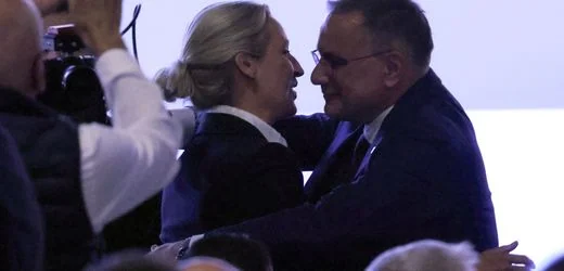 AfD-Parteitag in Erfurt: Delegierte wählen Chrupalla und Weidel als Co-Chefs