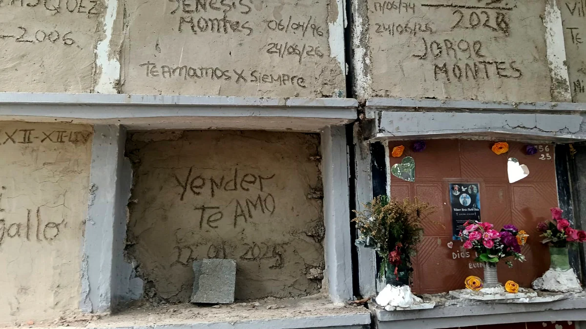 Nichos a 200 dólares para despedir a "mi príncipe": "No han hecho más que ponernos obstáculos. Tampoco nos han dejado velarlo"
