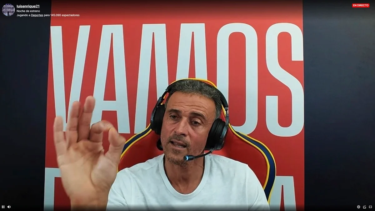 Las chanclas de Piqué, el avión de Lopetegui, el Twitch Luis Enrique... el interminable anecdotario de los últimos Mundiales de España