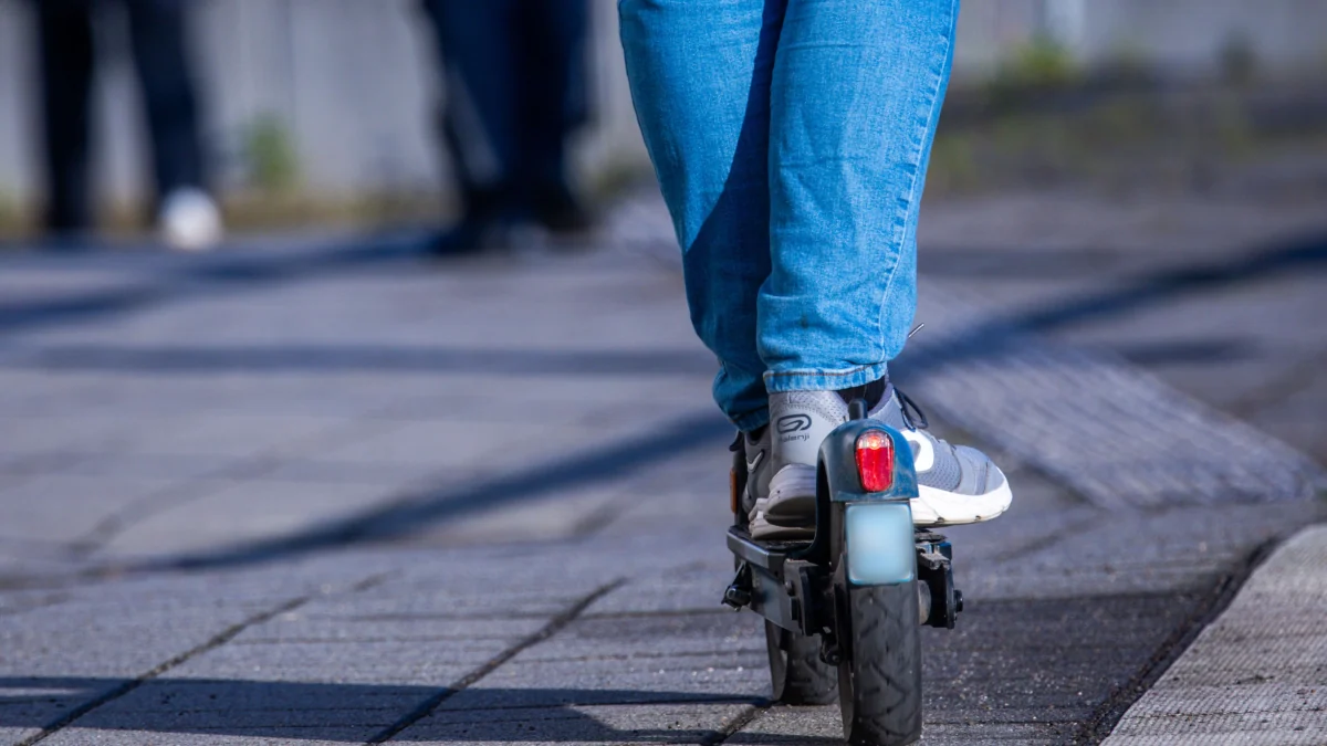 Im Jahr 2025: Deutlich mehr E-Scooter-Unfälle und mehr Tote