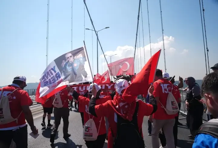 Tarihi direnişin 10. yılı: Türkiye 15 Temmuz şehitlerini anıyor!