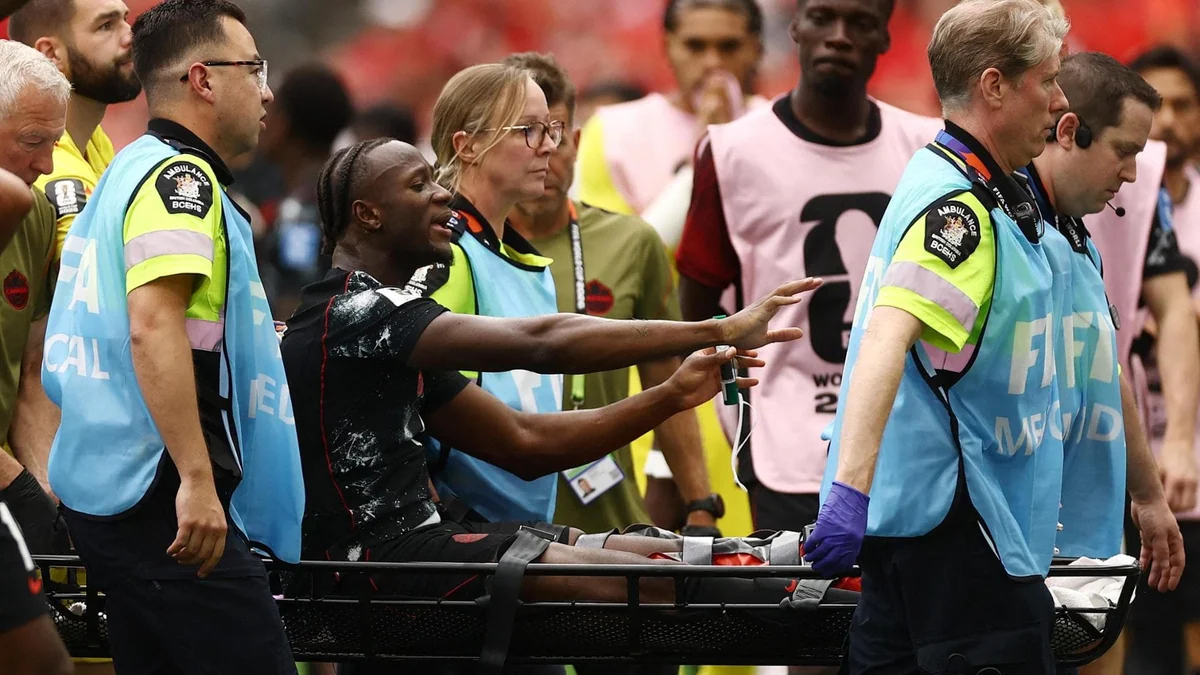 Koné, infortunio shock alla gamba in Canada-Qatar. Avversari e compagni di squadra in lacrime