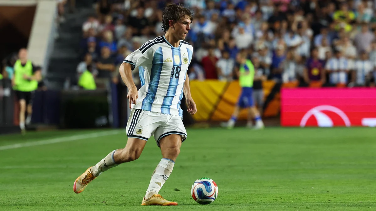 Se definió el futuro de Nico Paz: la millonaria suma que pagaron por su ficha y la cláusula que beneficia al Real Madrid