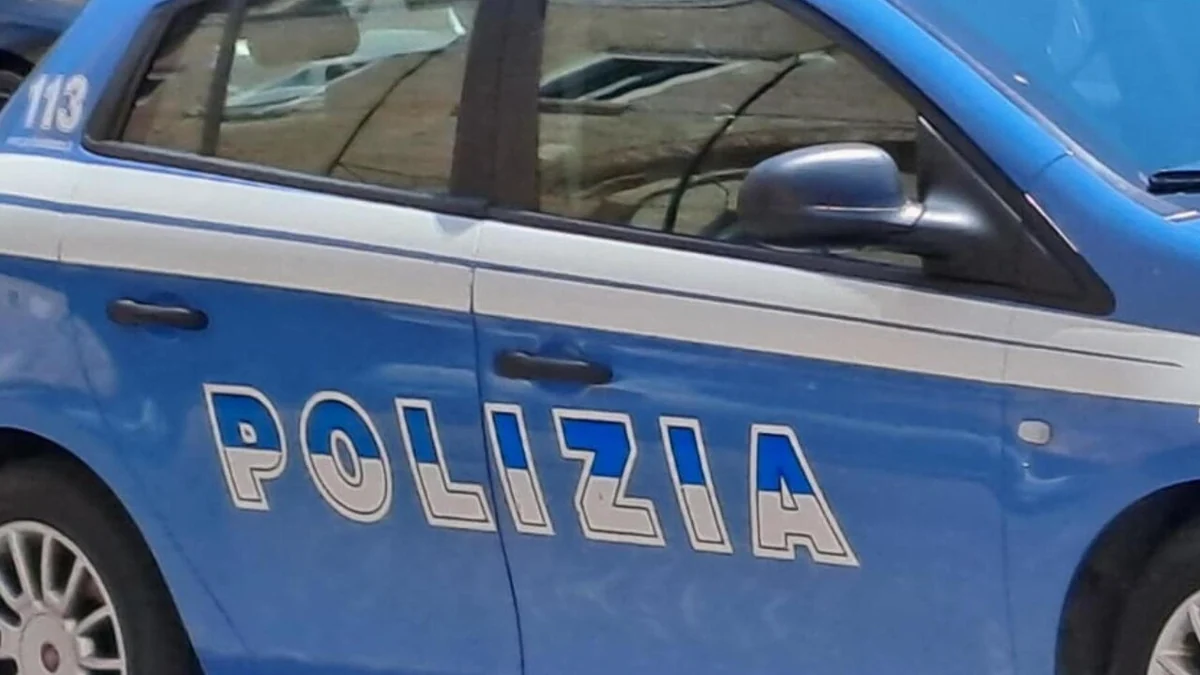 Ucciso con un colpo di fucile al petto, un sospettato portato in caserma dai carabinieri
