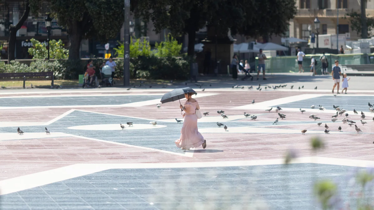 Barcelona se arma para combatir el calor extemo: la ciudad prepara un simulacro de un verano de 50 grados